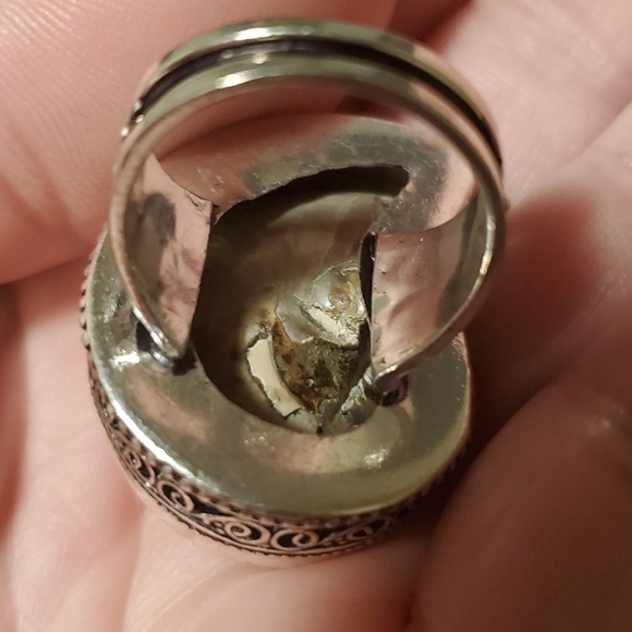 New Fossil Ammonite Silver Statement Ring. - Picture 4 of 16